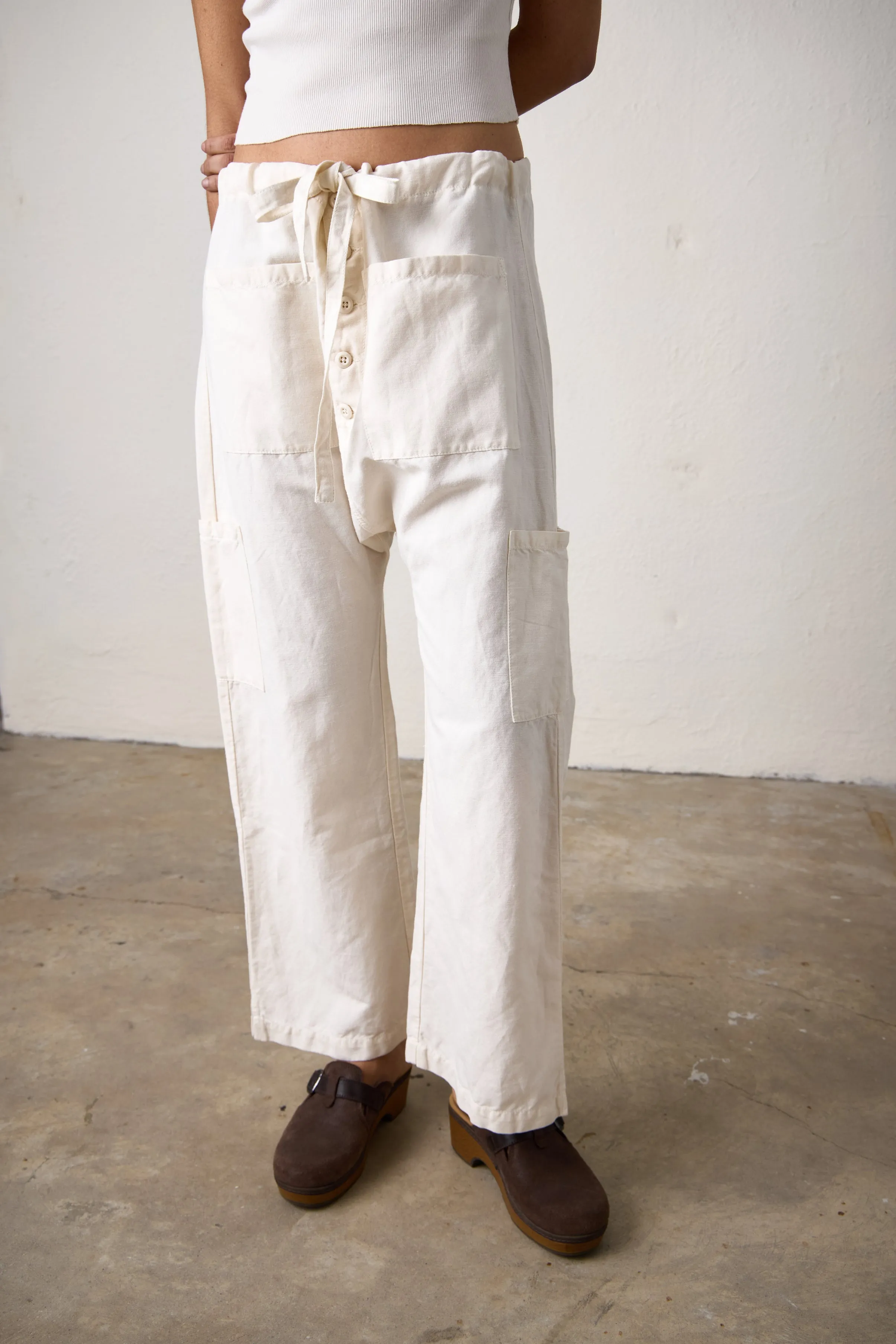 CARLSON LINEN CANVAS TIE PANT / IVORY