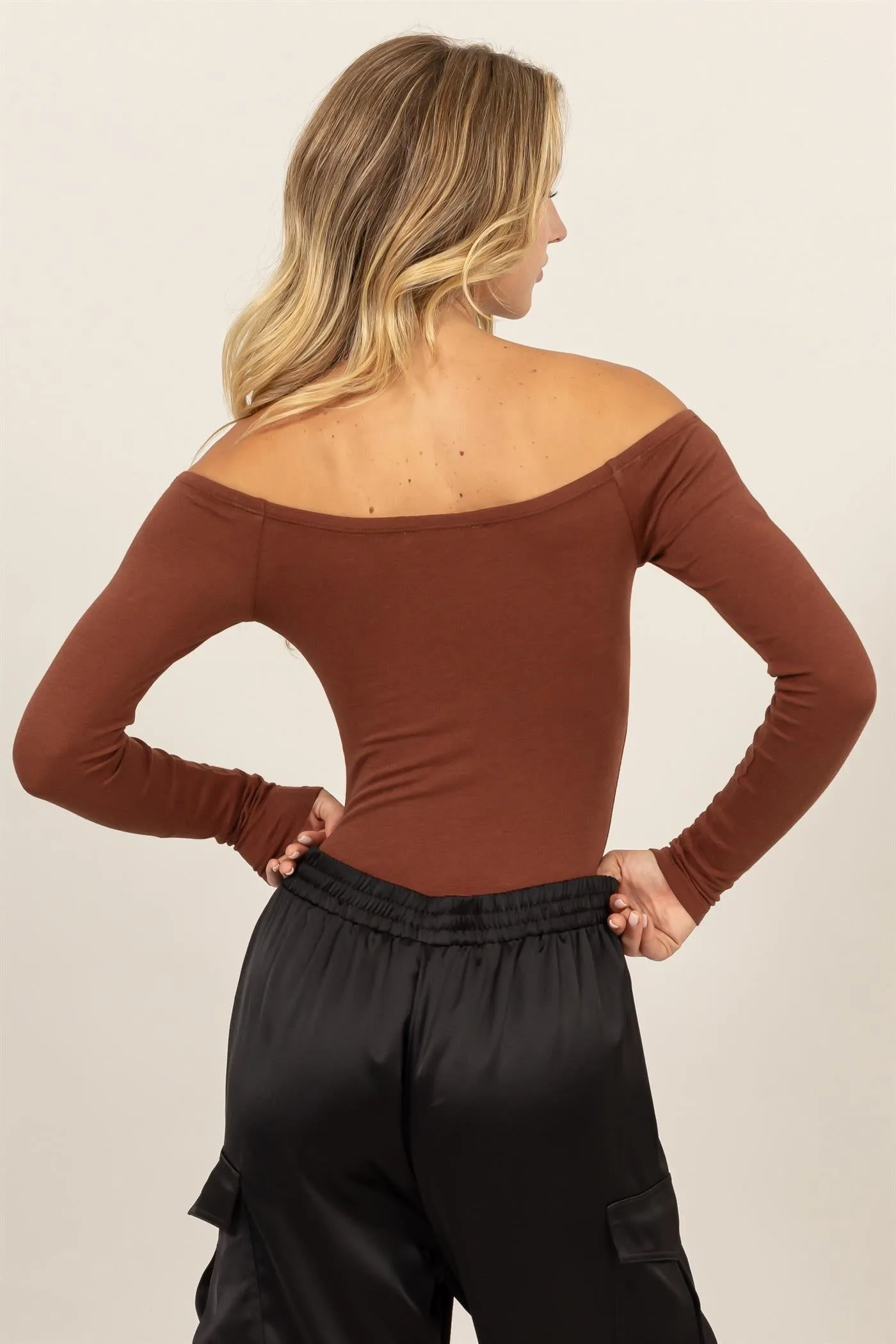 DZ24E770-OFF-THE-SHOULDER LONG SLEEVE BODYSUIT