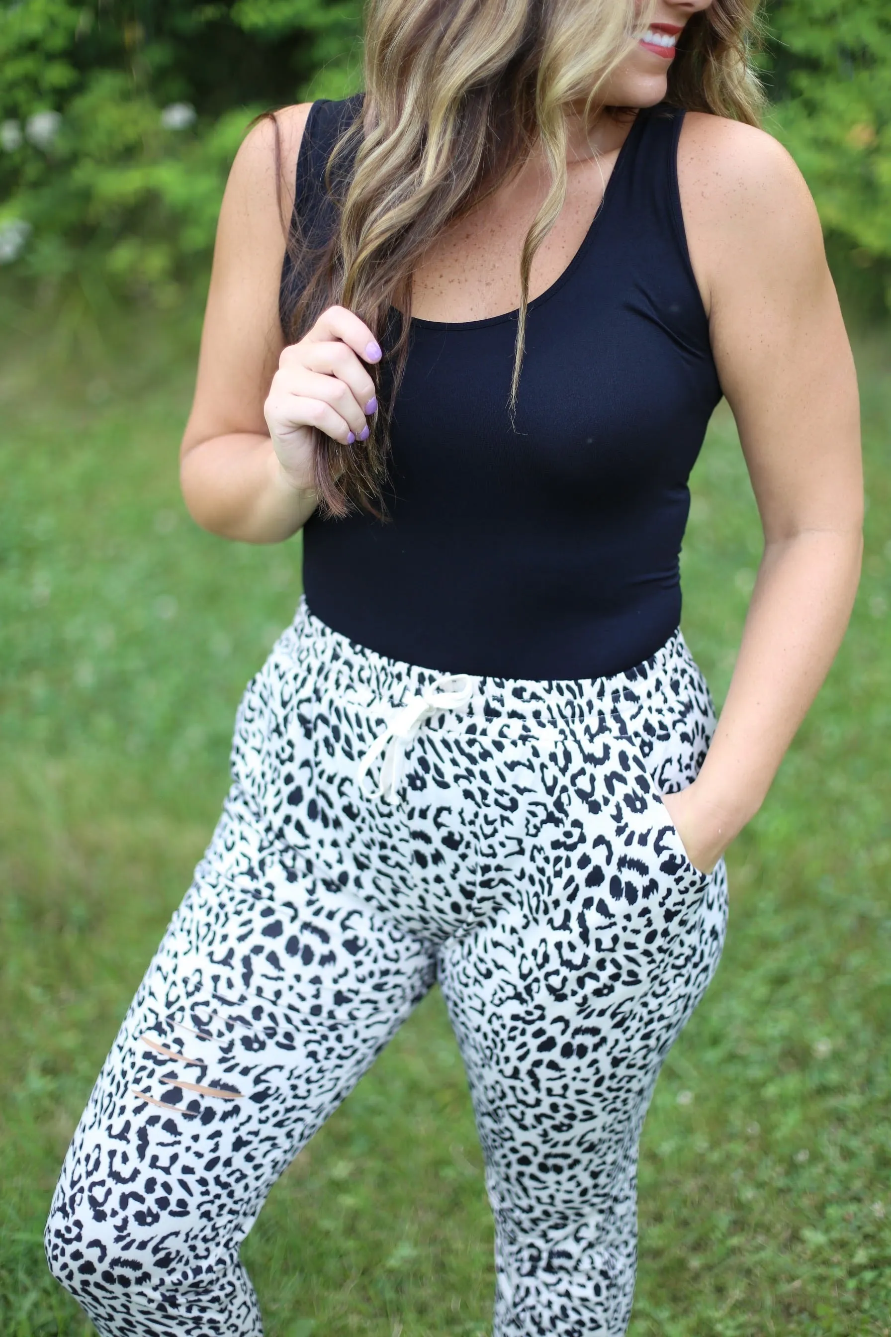 FITTED BLACK TANK