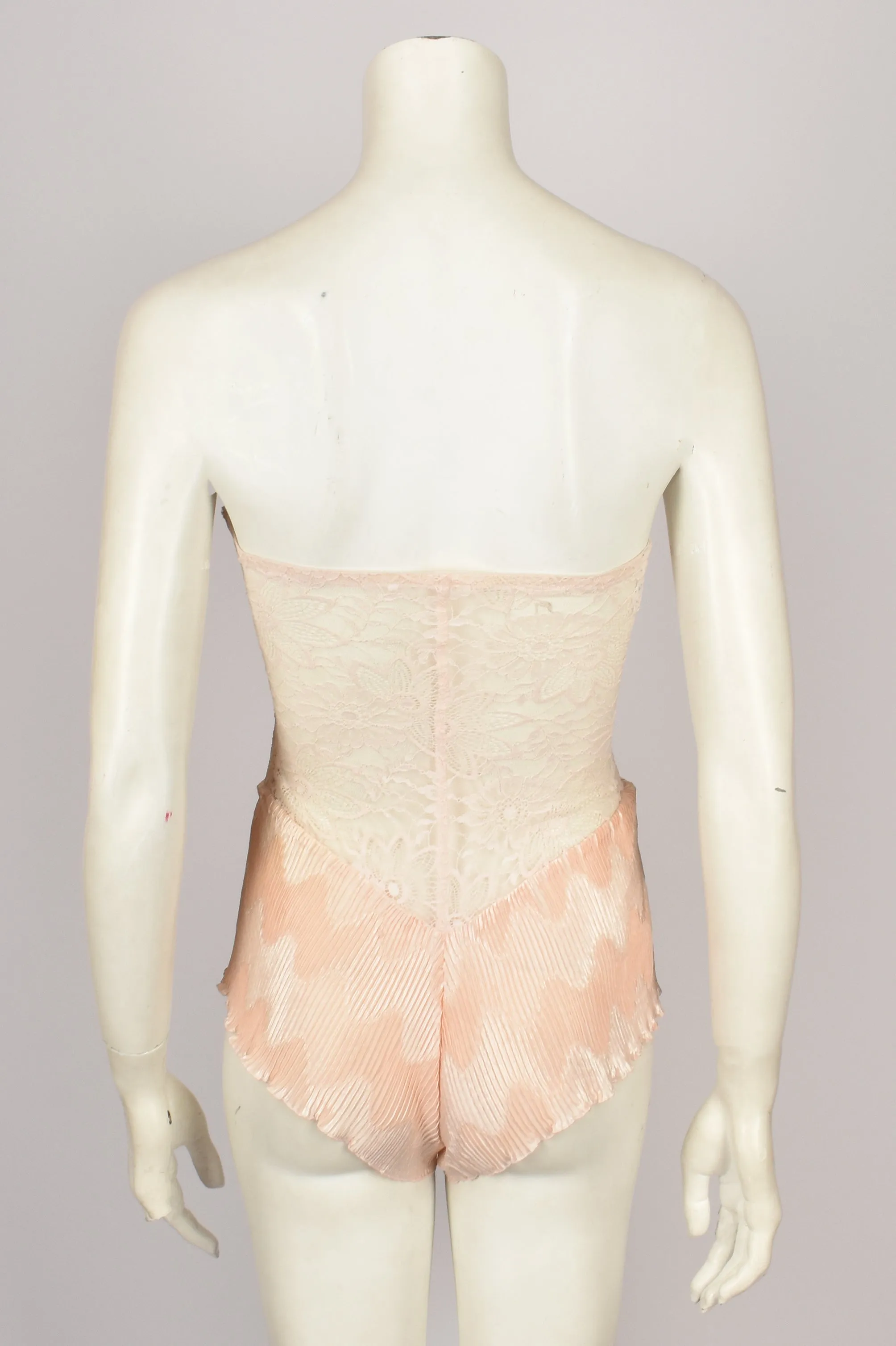 LA PERLA PINK LACE BODYSUIT