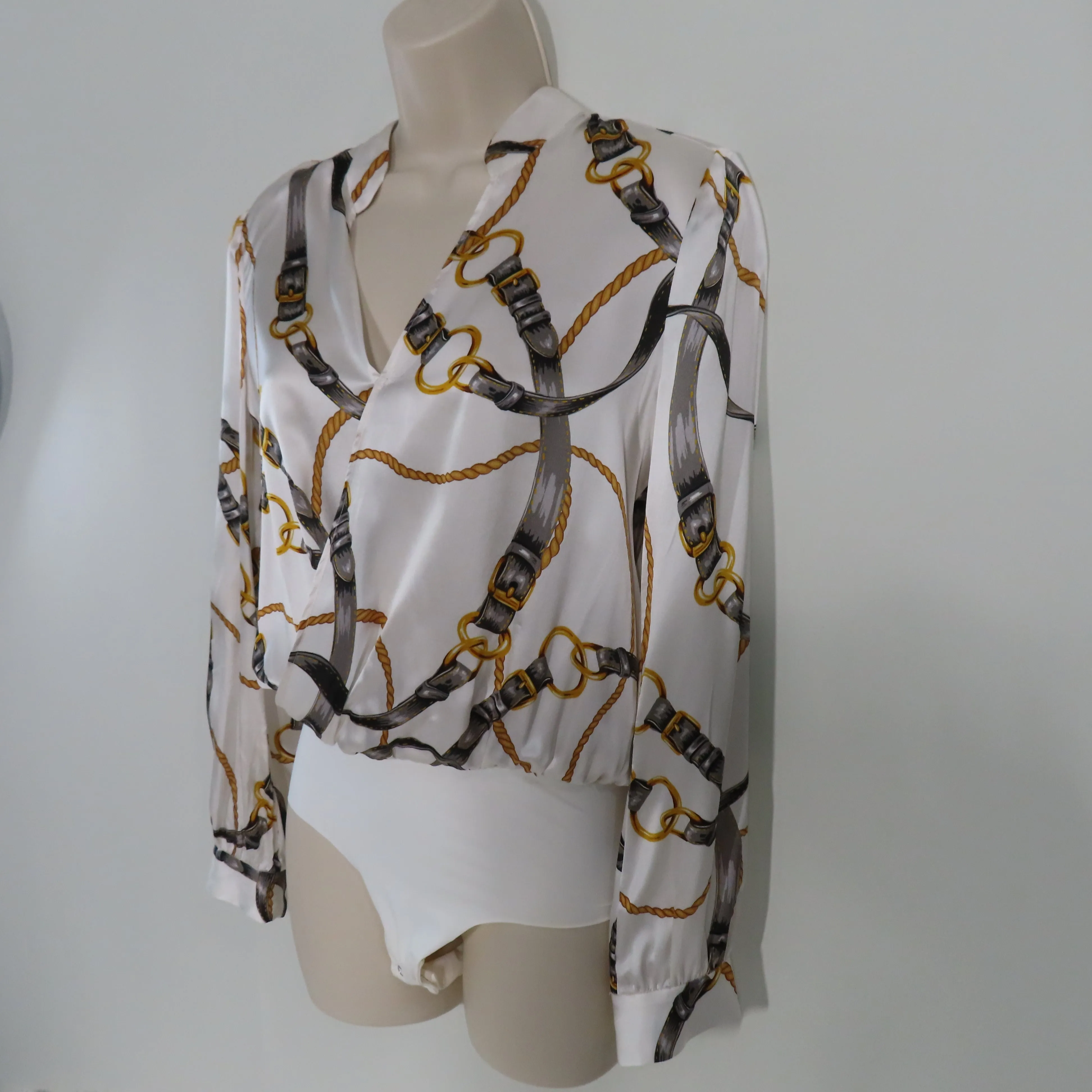 L'AGENCE Marcella Ivory Driftwood Nimes Silk Surplice Neckline Long Sleeve Bodysuit Size XS