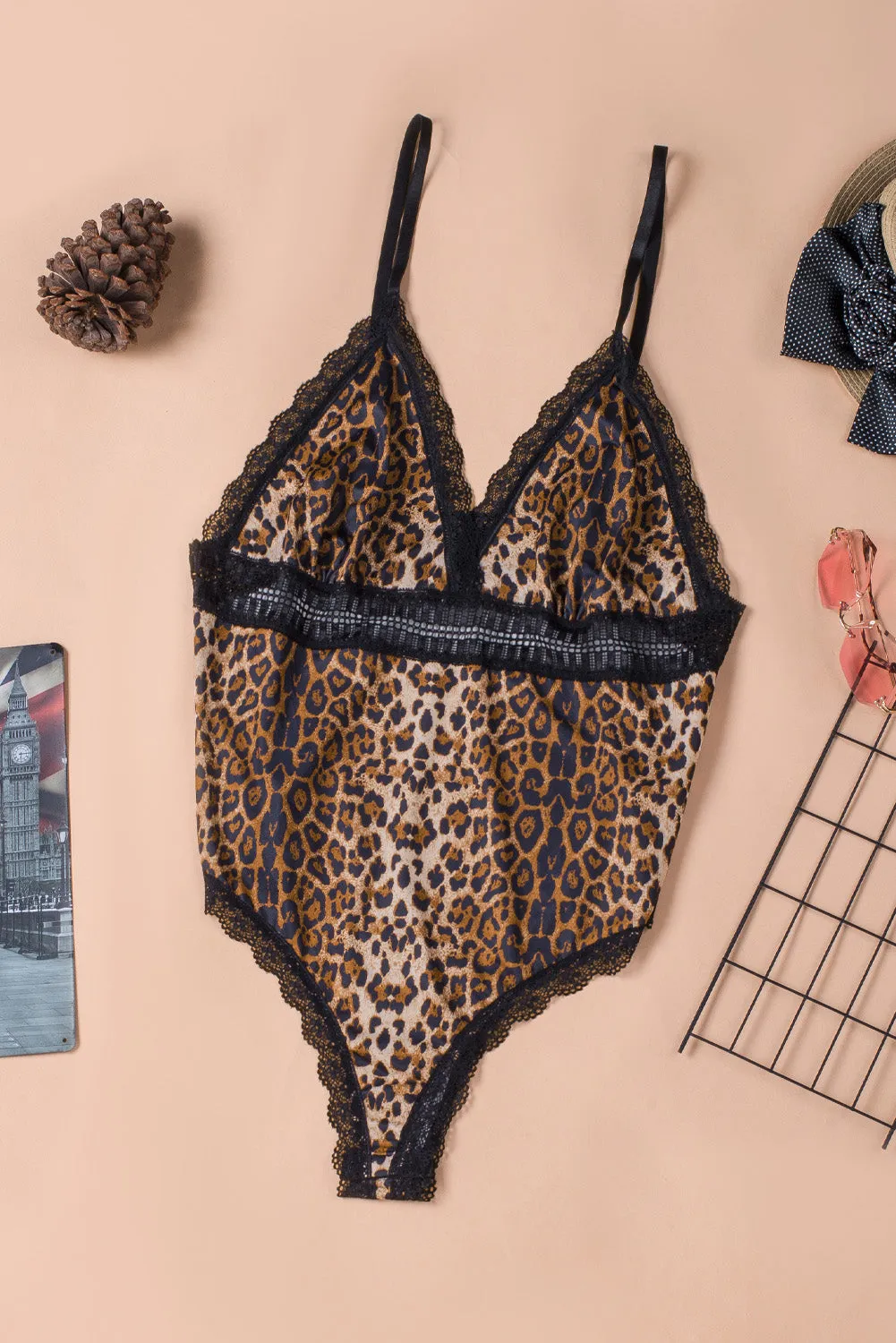 Leopard Print Lace Splicing V Neck Plus Size Bodysuit