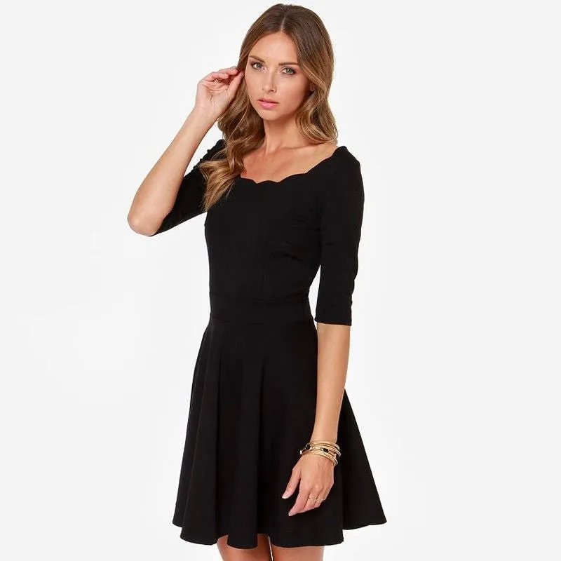 Mini-Dress With Wave Round Neck