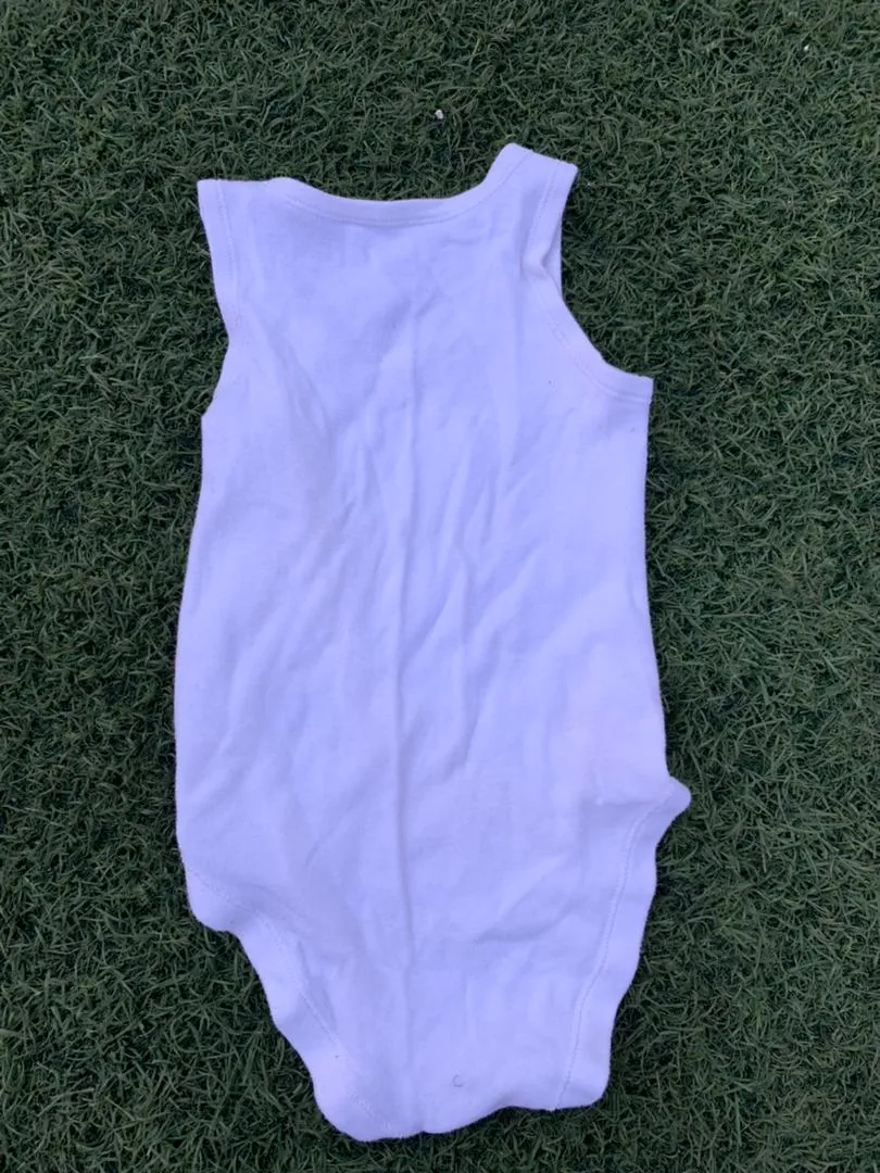 Plain white sleeveless bodysuit size 3-8months