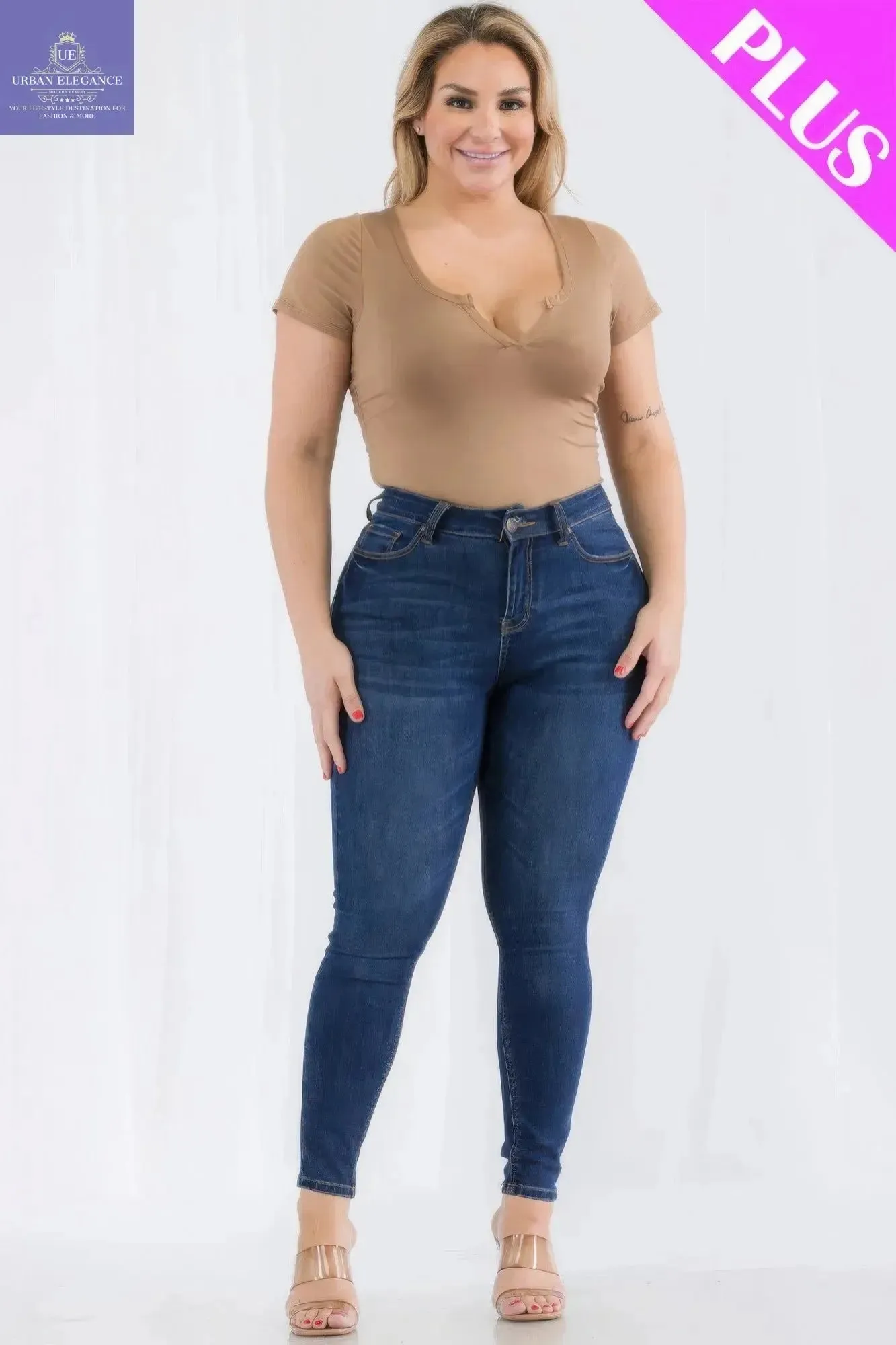 Plus Size Split Neck Short Sleeve Bodysuit