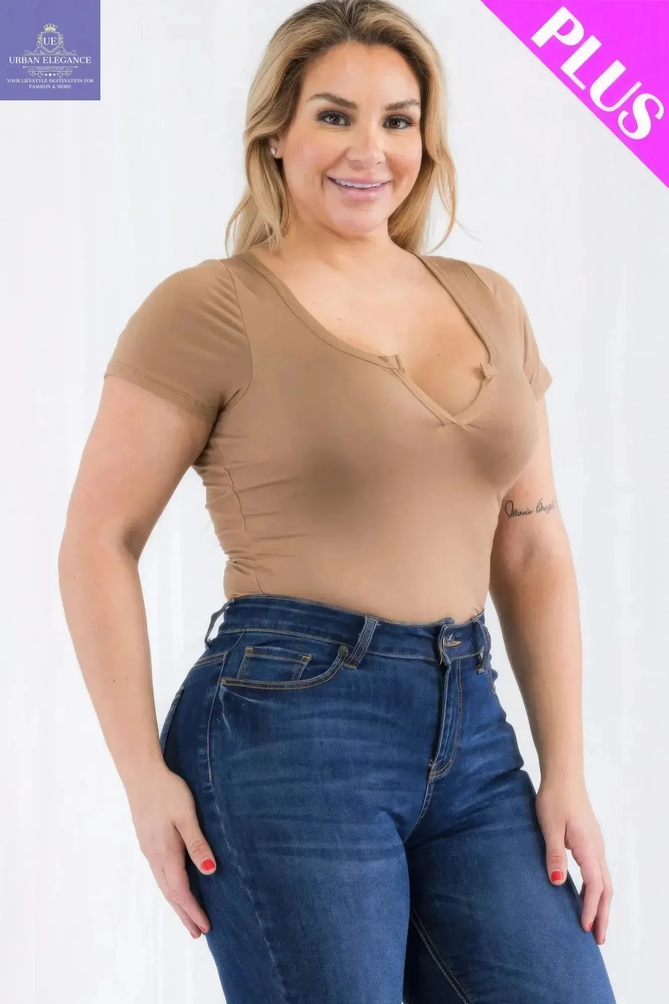 Plus Size Split Neck Short Sleeve Bodysuit