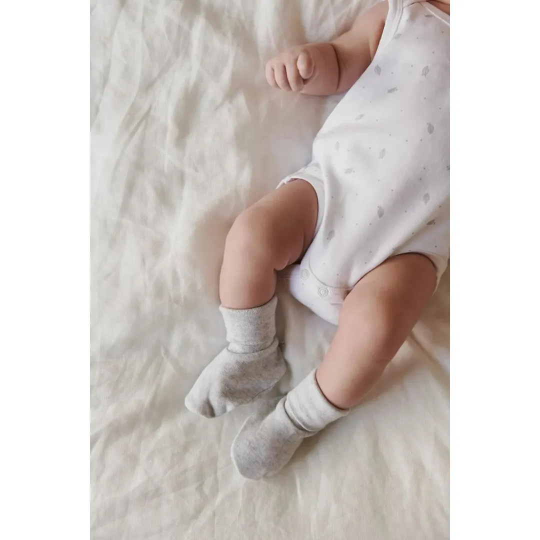 Purebaby Organic Singlet Bodysuit Unisex Pale Grey Leaf With Spot