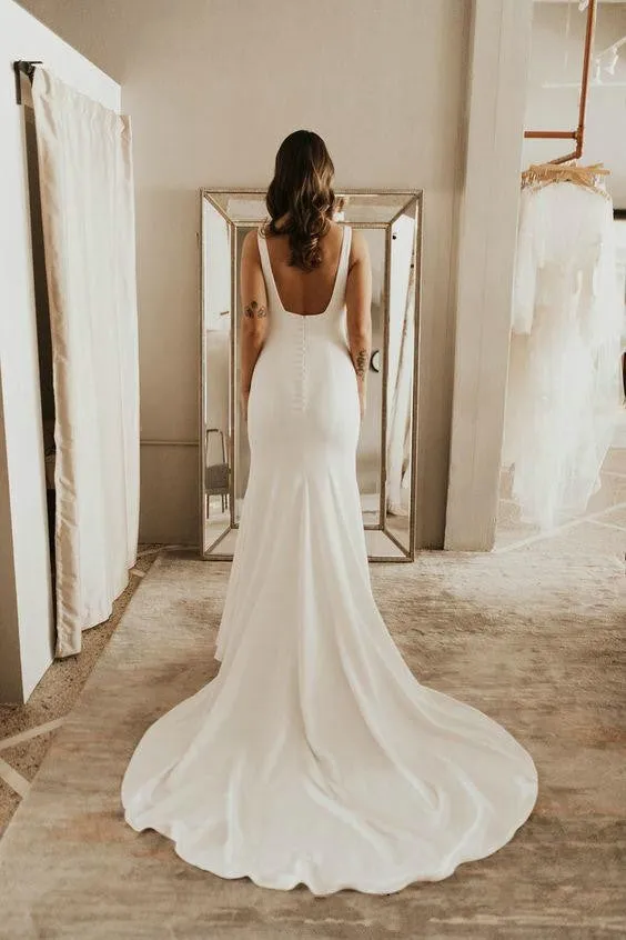 Simple Fitted Square Neckline Wedding Dress
