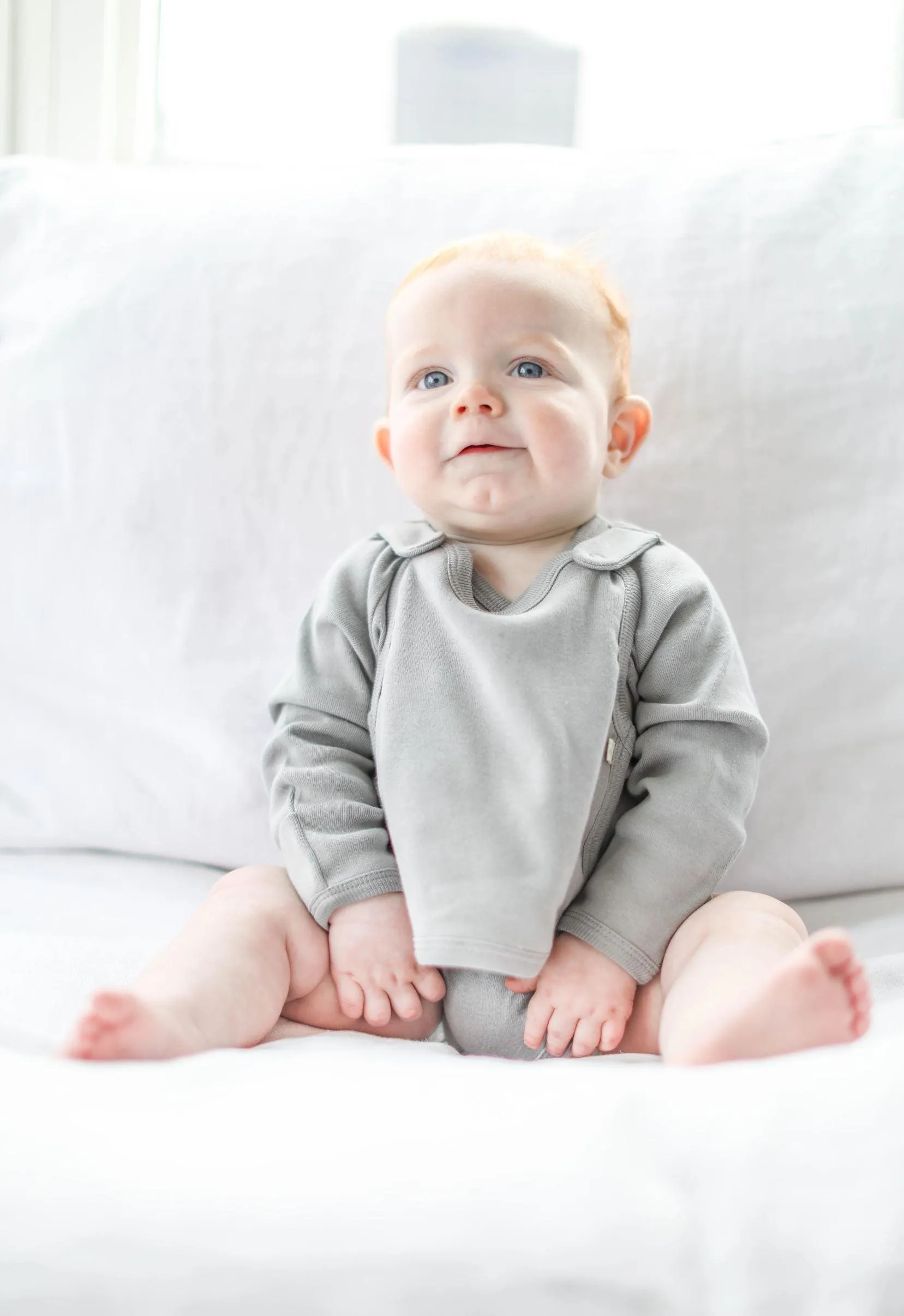 Smart Long Sleeve Kimono Bodysuit   Bib - Gray