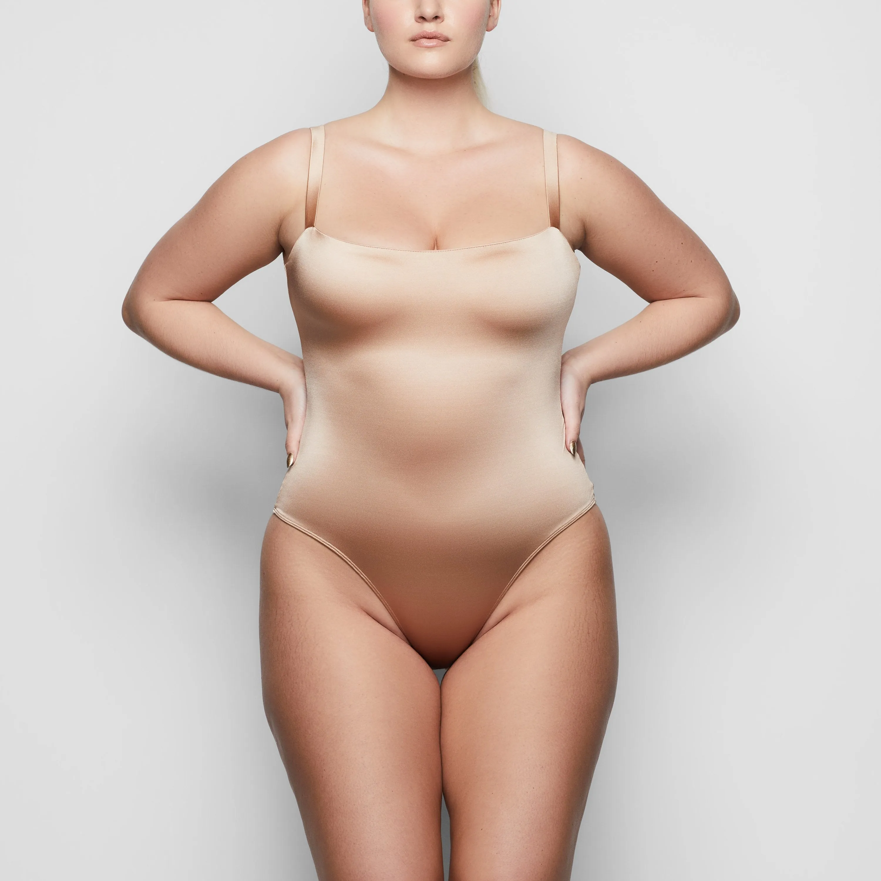 STRETCH SATIN SMOOTHING BODYSUIT | HONEY