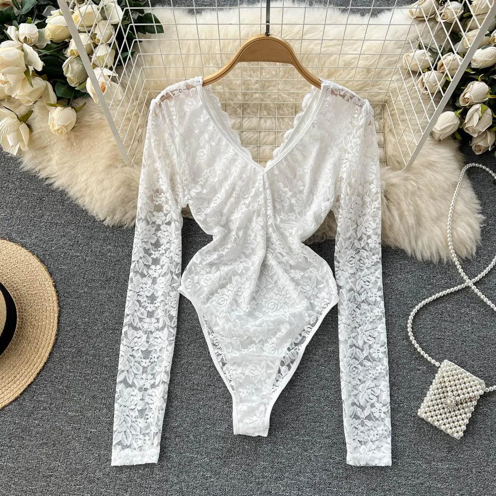 THE LACE SENSATION