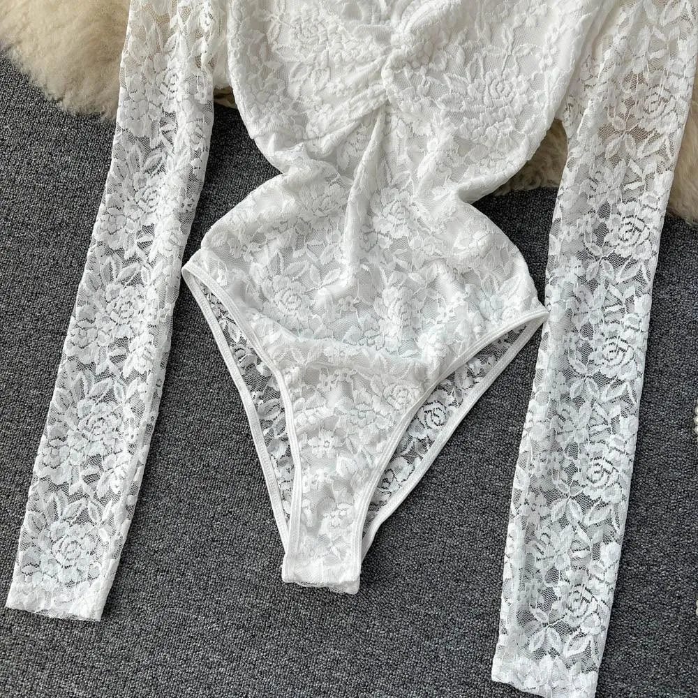THE LACE SENSATION