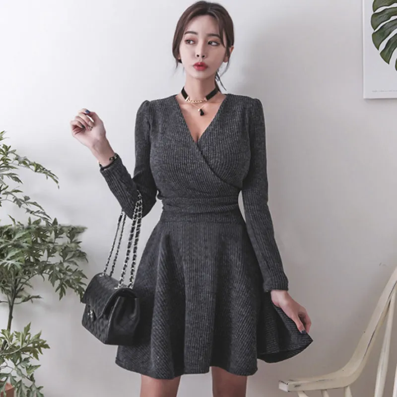 Women's Autumn/Winter Casual V-Neck High-Waist Sweater Dress