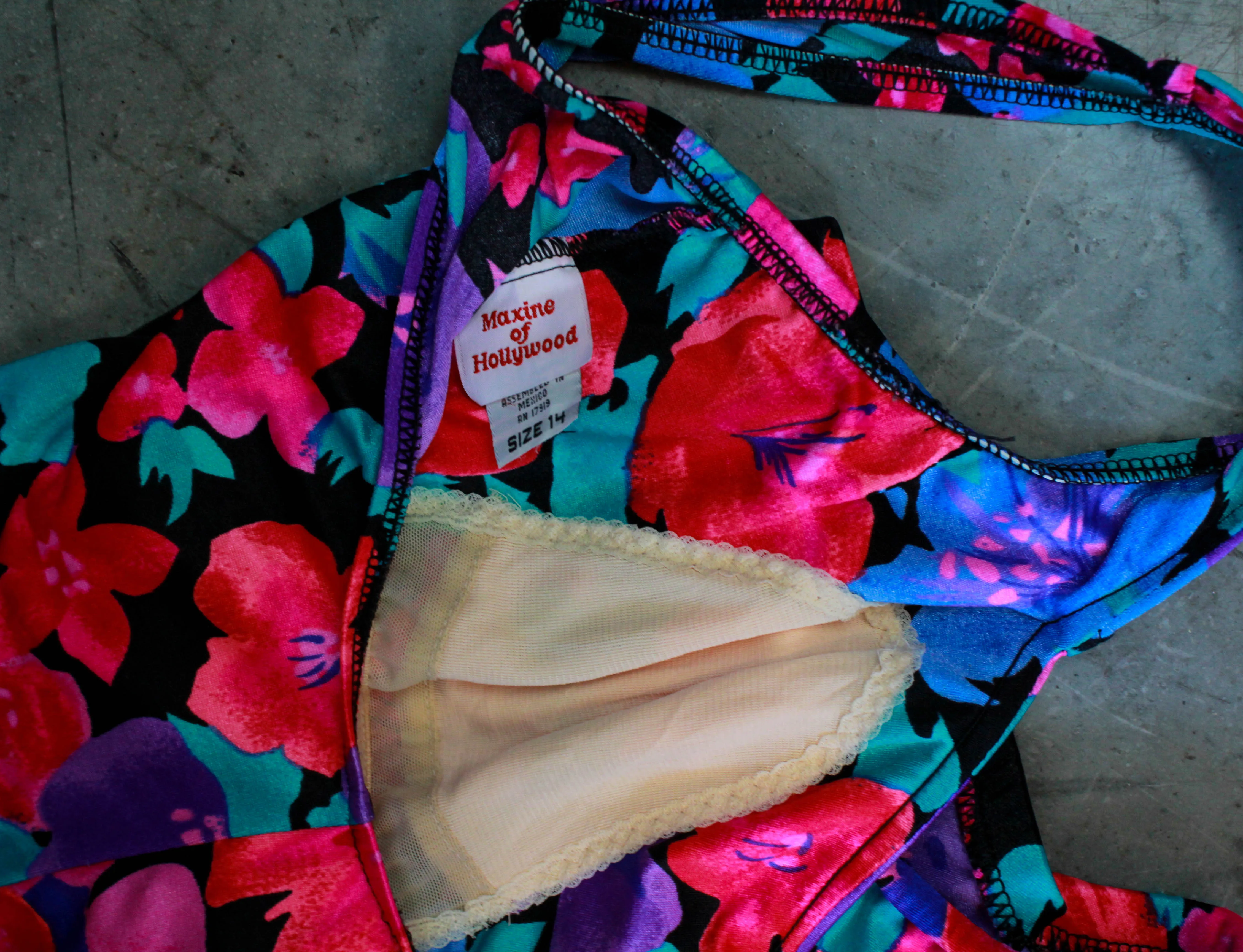Women's Vintage 80's Floral Bathing Suit One-Piece Swim Ware Large